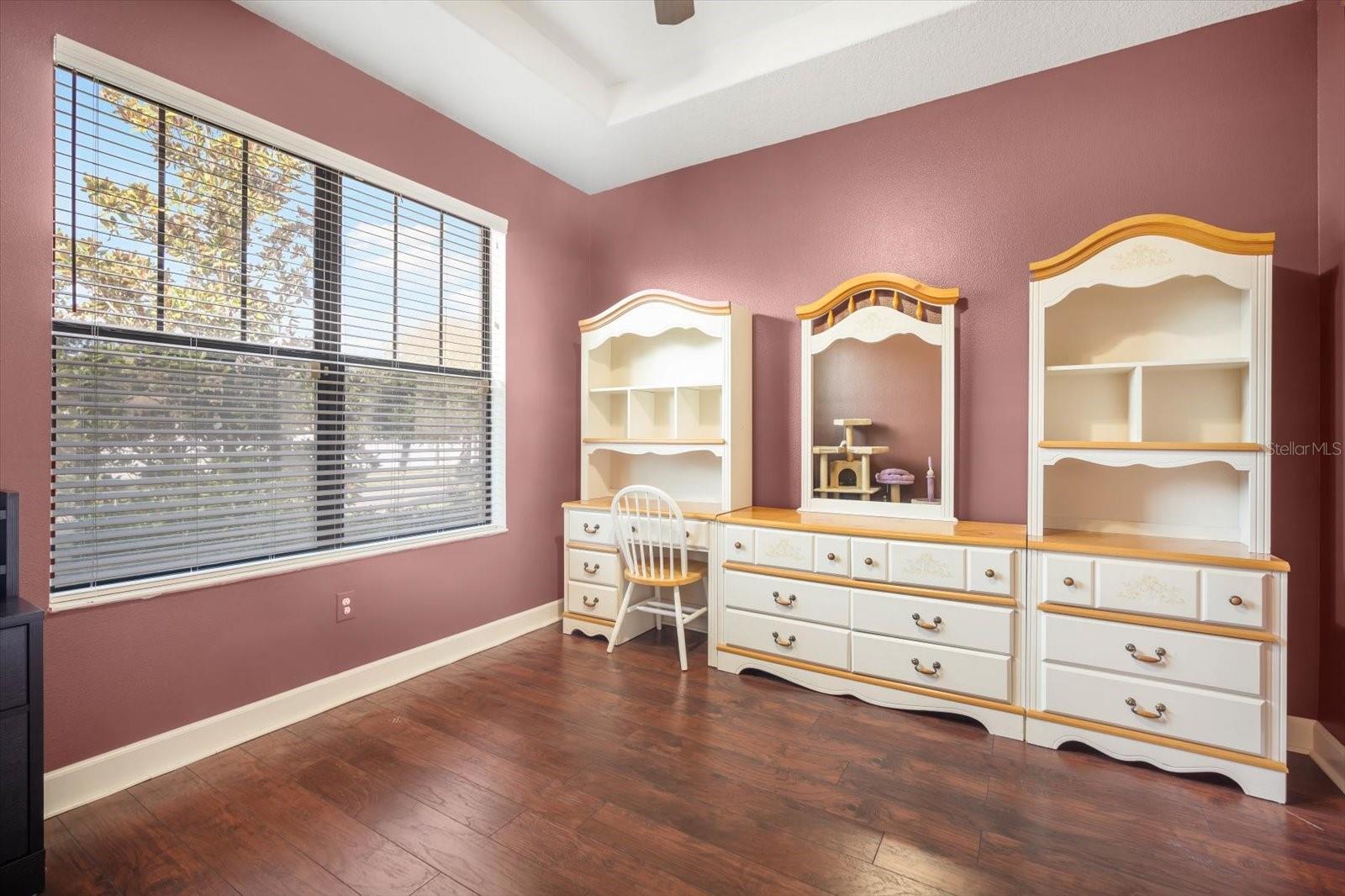 Image 20 of 33 For 8522 White Poplar Drive