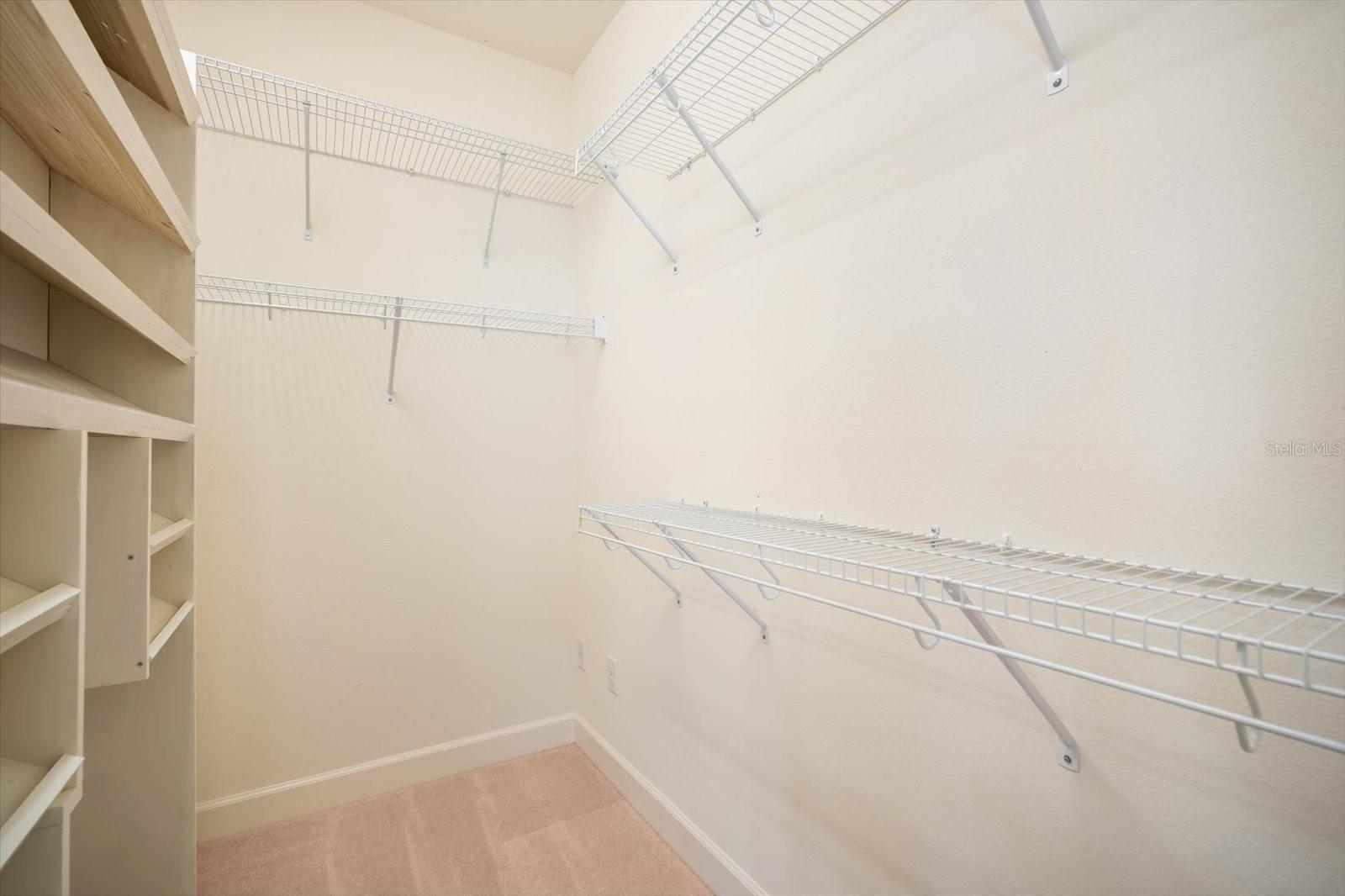 Image 25 of 33 For 8522 White Poplar Drive