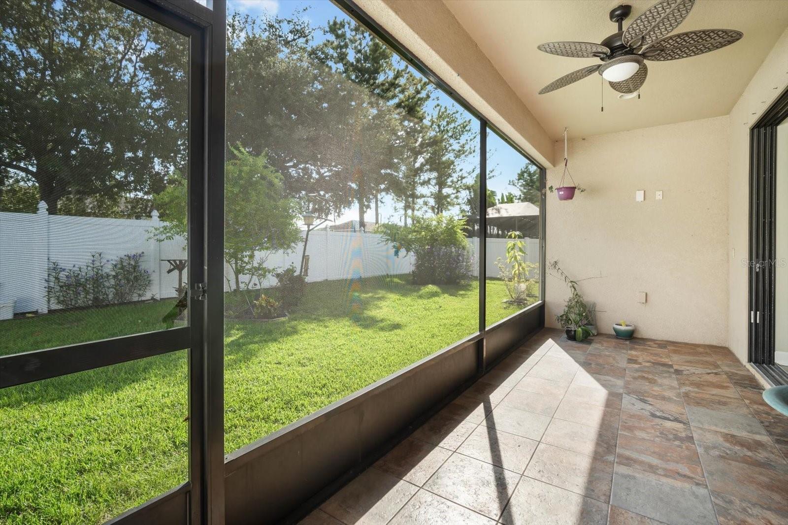 Image 26 of 33 For 8522 White Poplar Drive