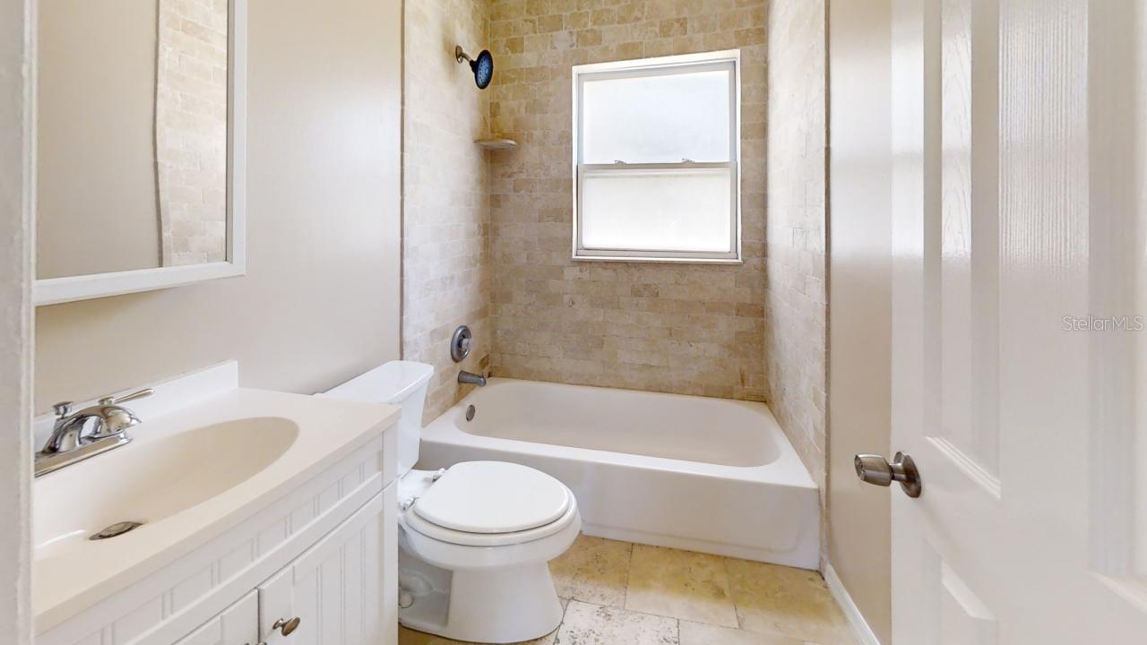 Image 11 of 22 For 4902 Largo Terrace