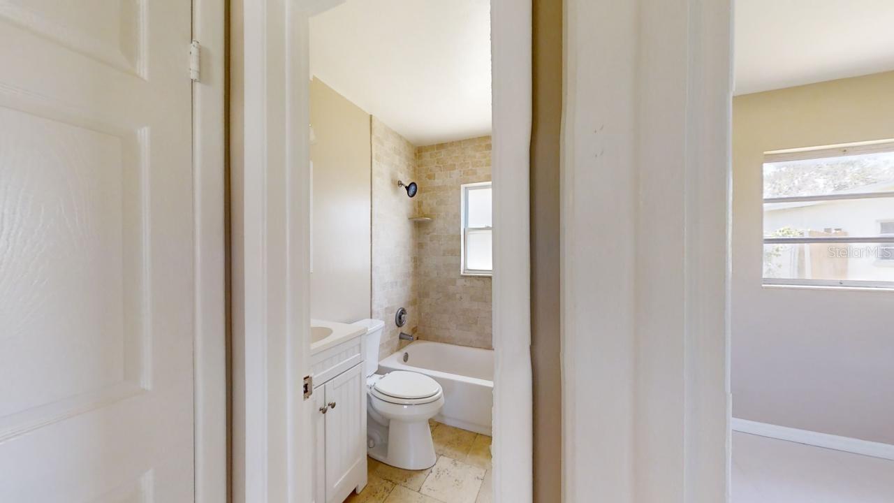Image 12 of 22 For 4902 Largo Terrace
