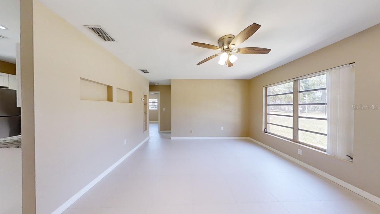 Image 4 of 22 For 4902 Largo Terrace