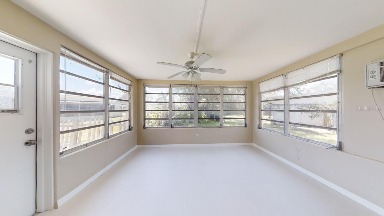 Image 8 of 22 For 4902 Largo Terrace