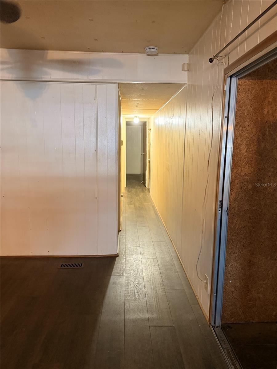 Image 28 of 30 For 39032 Ola Avenue