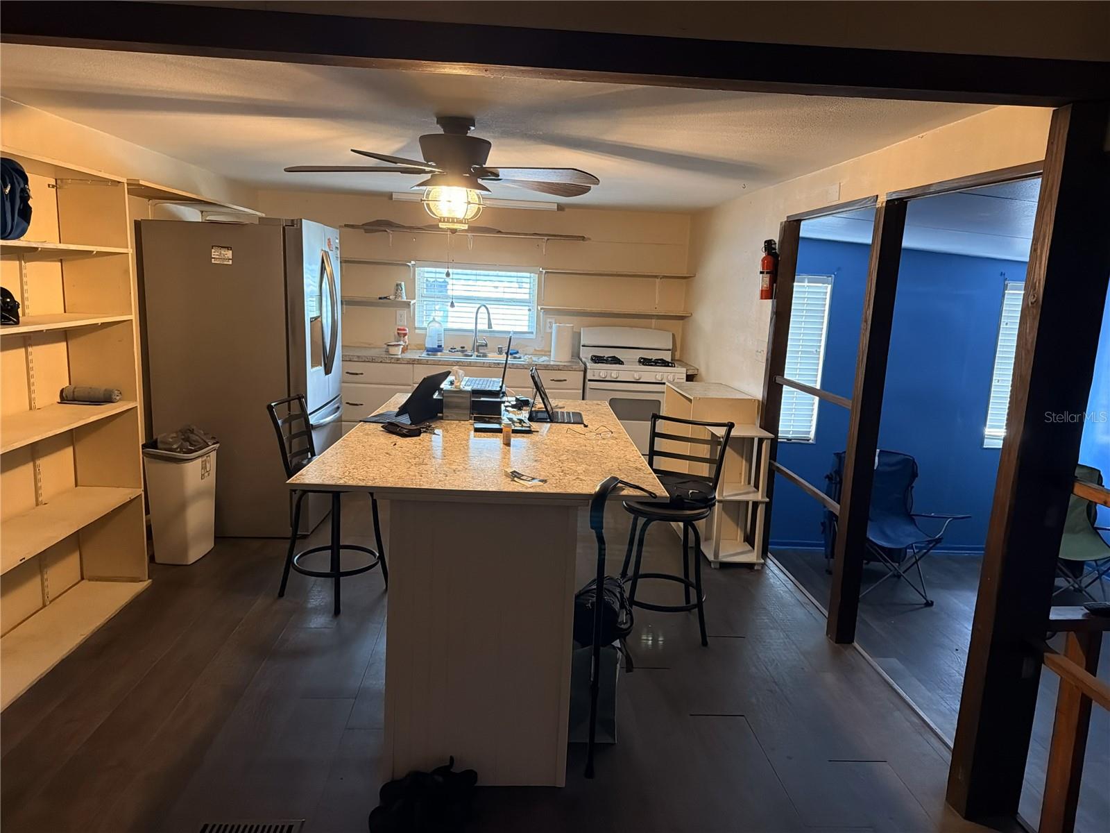 Image 32 of 33 For 39032 Ola Avenue