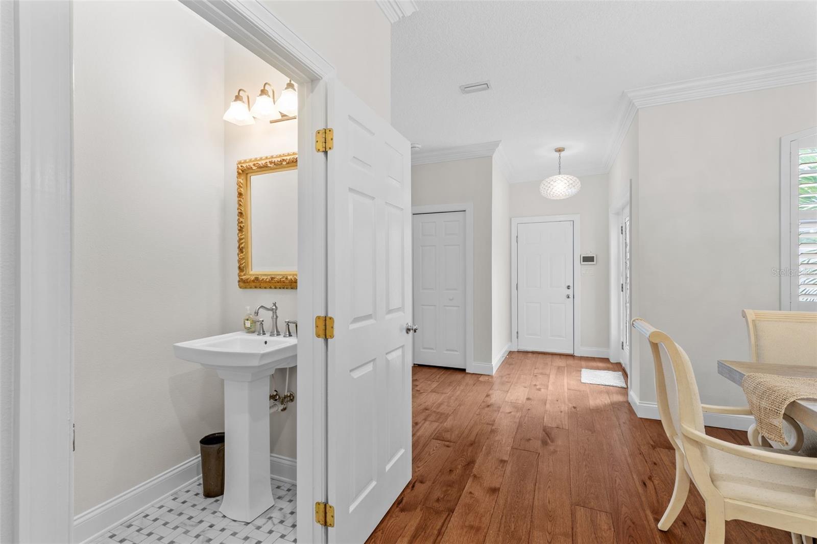 Image 10 of 53 For 210 Lincoln Avenue