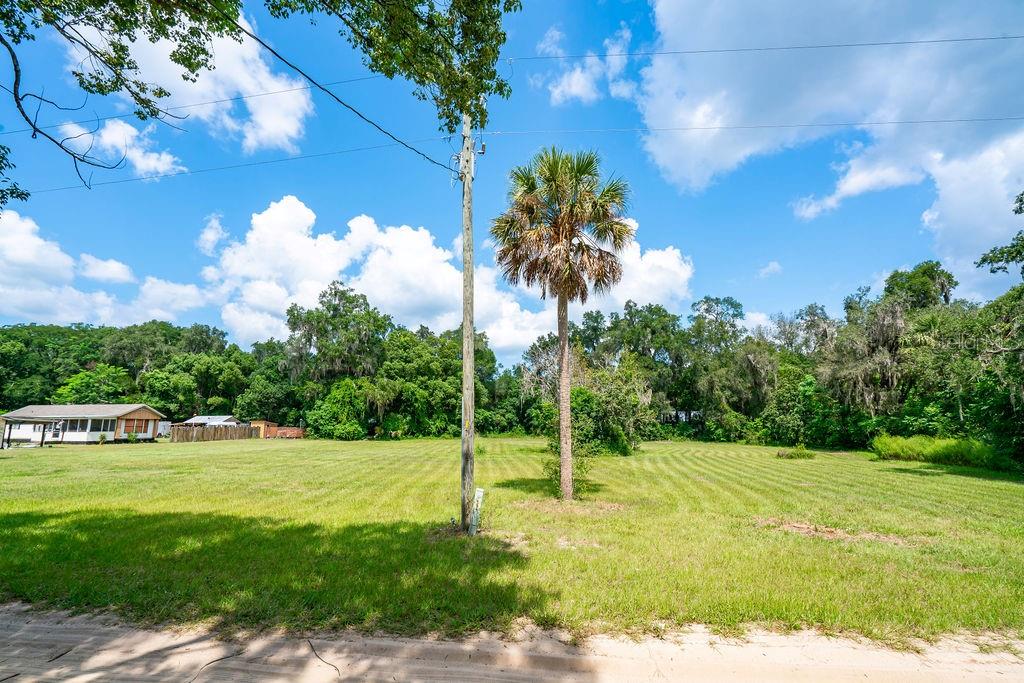 Image 14 of 35 For 44641 State Road 19