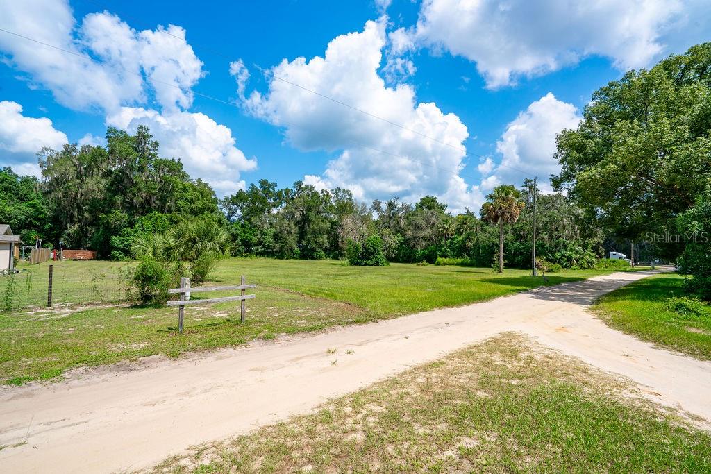 Image 9 of 35 For 44641 State Road 19