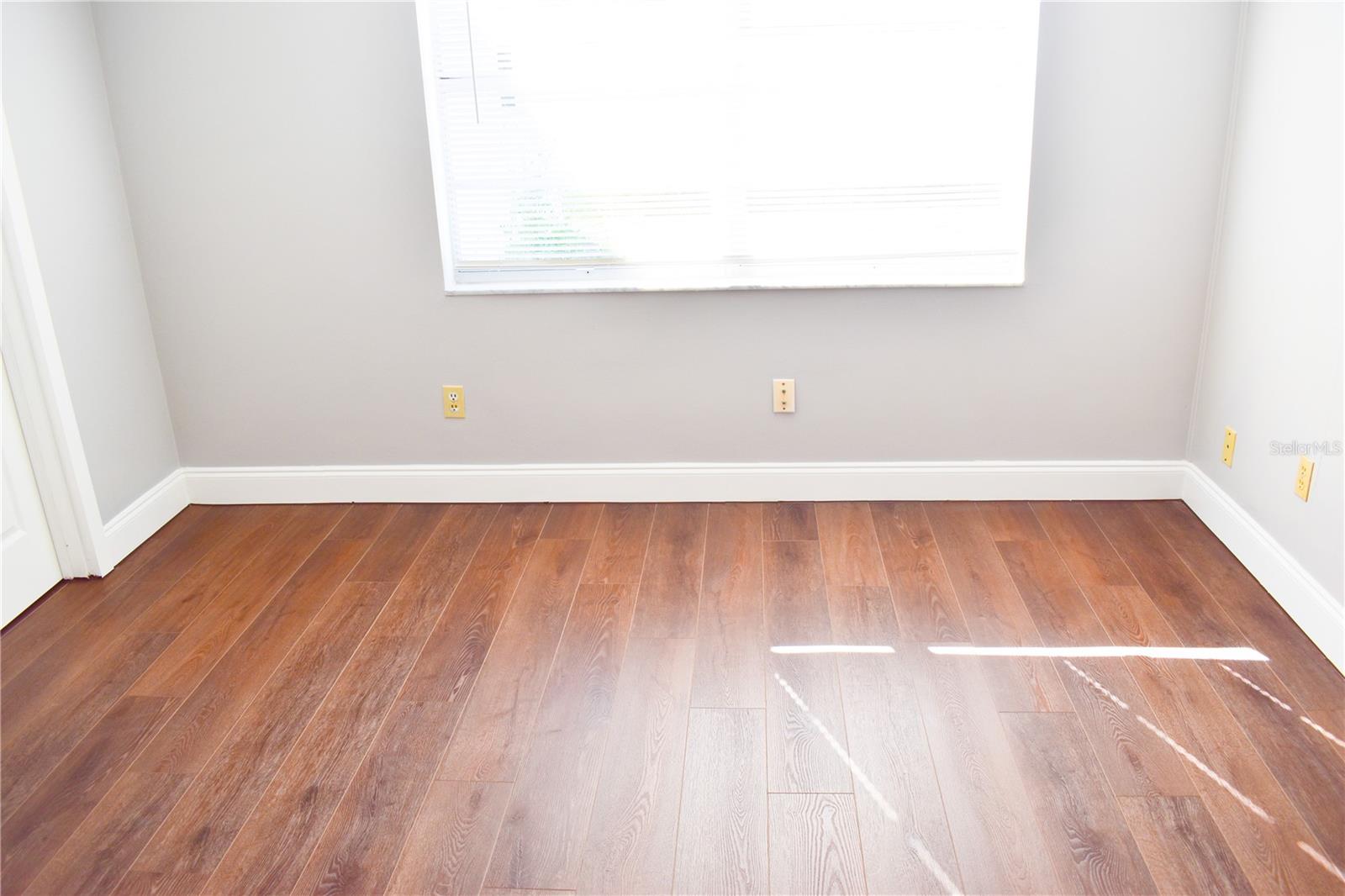Image 11 of 19 For 7435 Hollyridge Drive