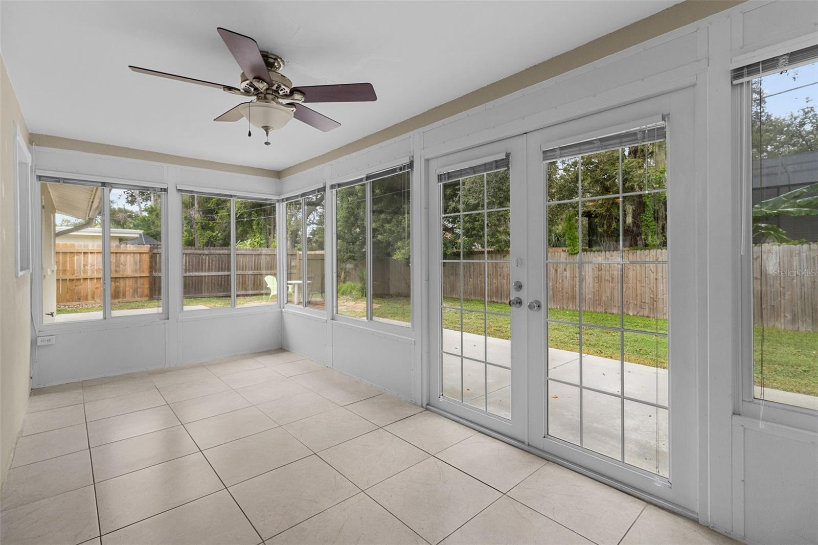 Image 25 of 37 For 2267 Manor Court