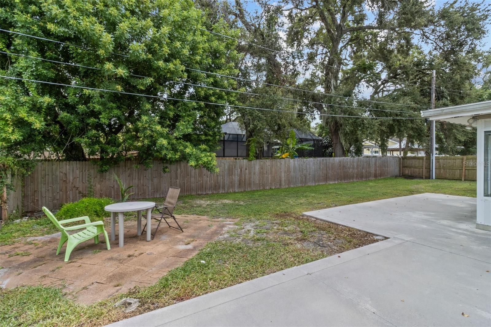 Image 31 of 37 For 2267 Manor Court