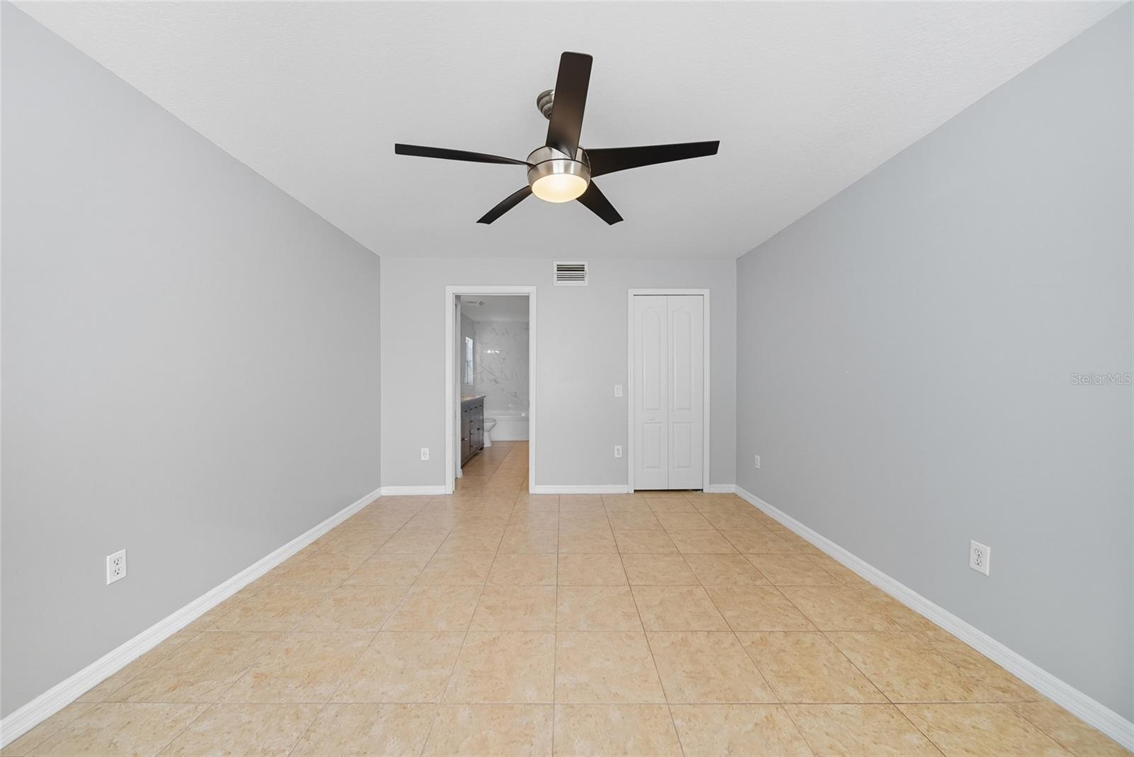 Image 14 of 40 For 3712 Bellewater Boulevard