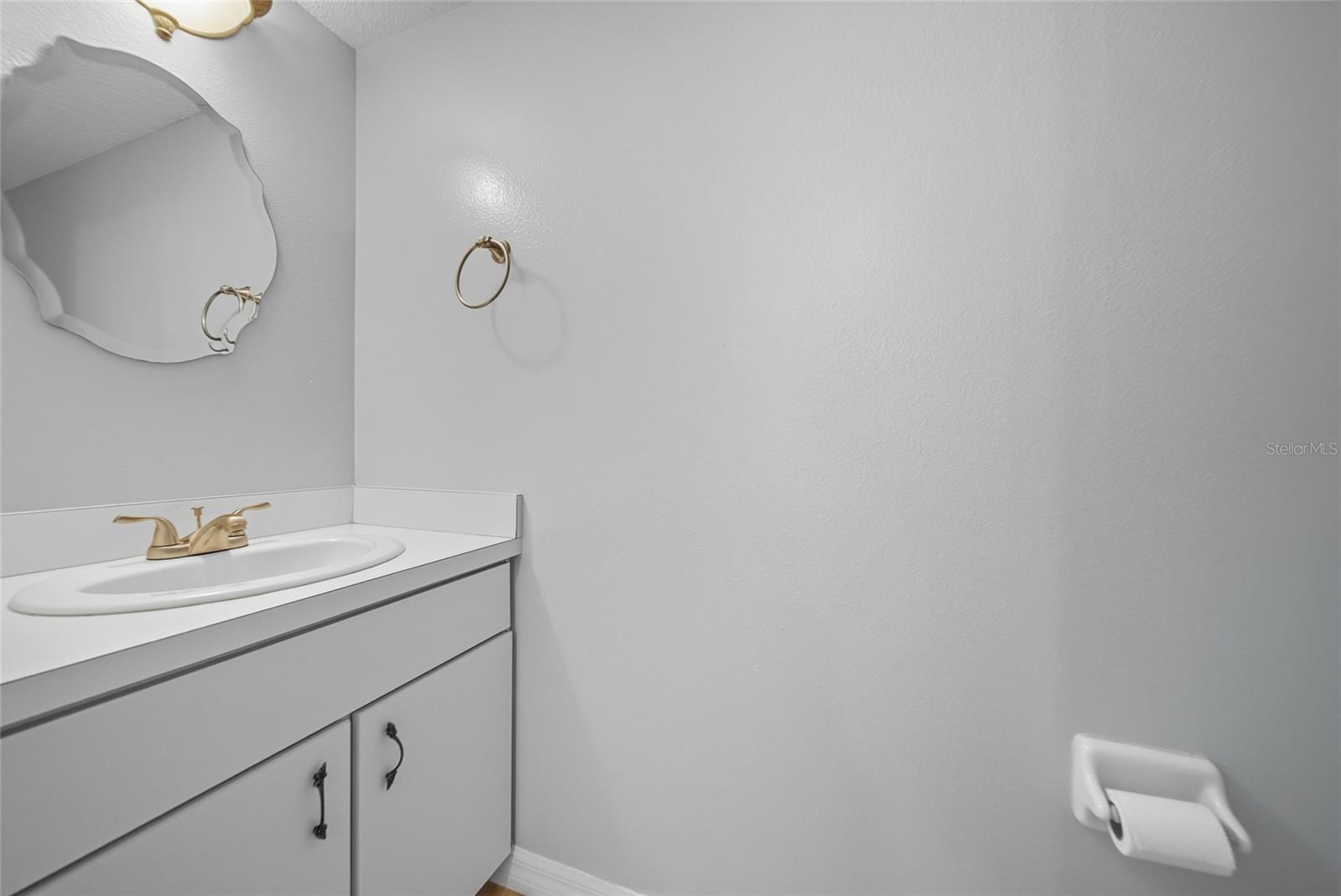 Image 18 of 40 For 3712 Bellewater Boulevard