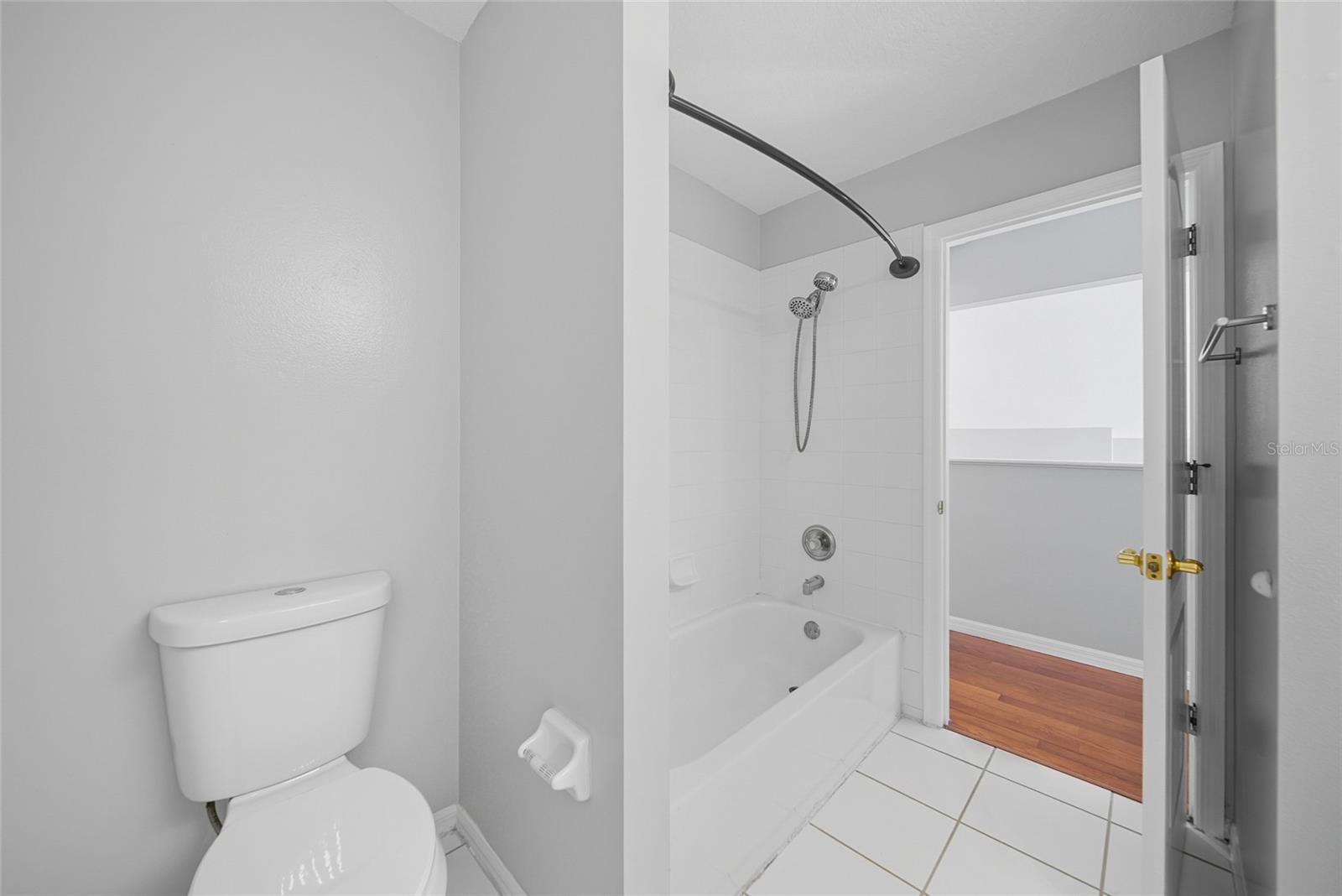 Image 24 of 40 For 3712 Bellewater Boulevard
