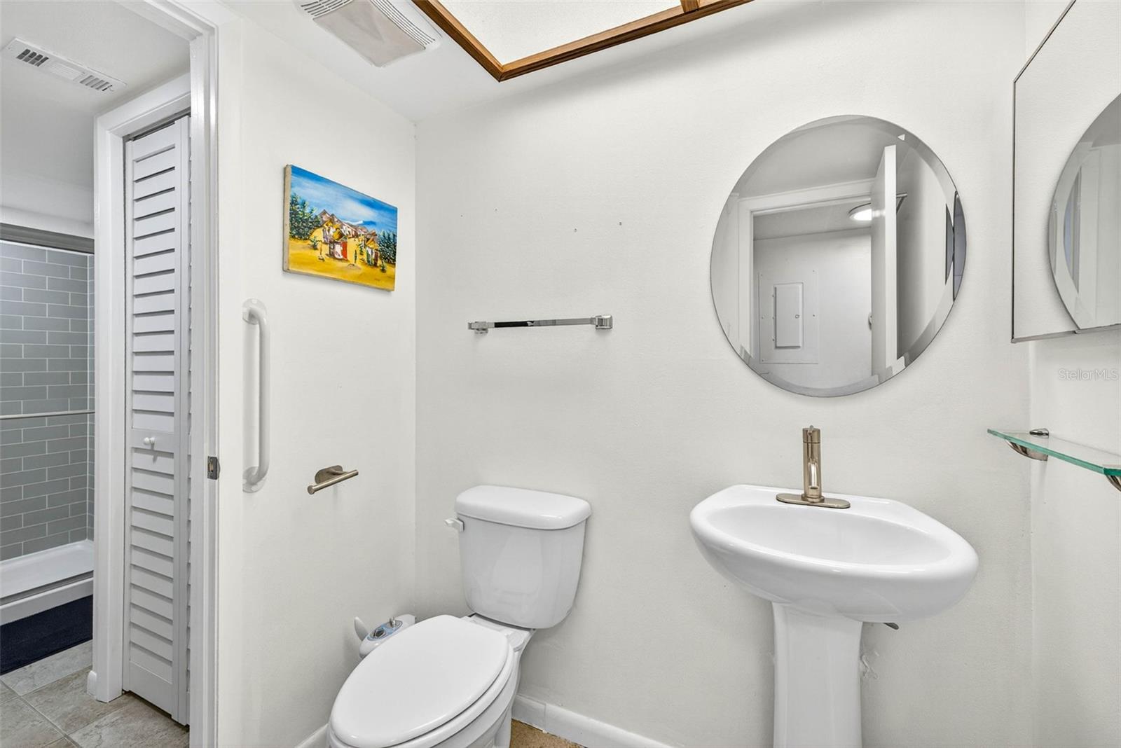 Image 22 of 41 For 7809 Niagara Avenue 2105