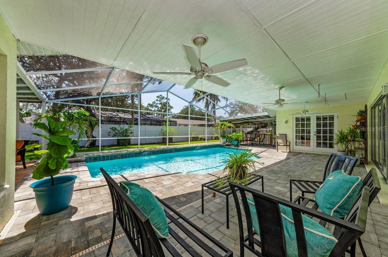 Image 26 of 60 For 1611 Gulf Beach Boulevard