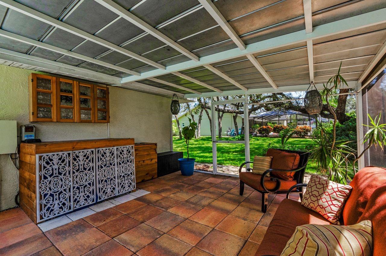Image 33 of 60 For 1611 Gulf Beach Boulevard