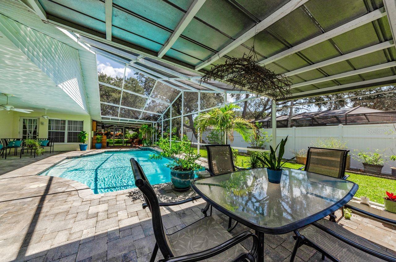 Image 34 of 60 For 1611 Gulf Beach Boulevard