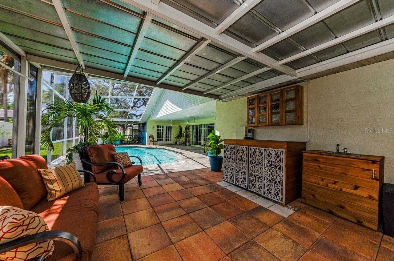 Image 35 of 60 For 1611 Gulf Beach Boulevard