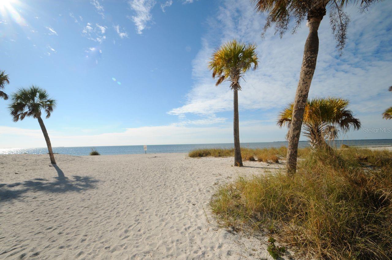 Image 49 of 60 For 1611 Gulf Beach Boulevard