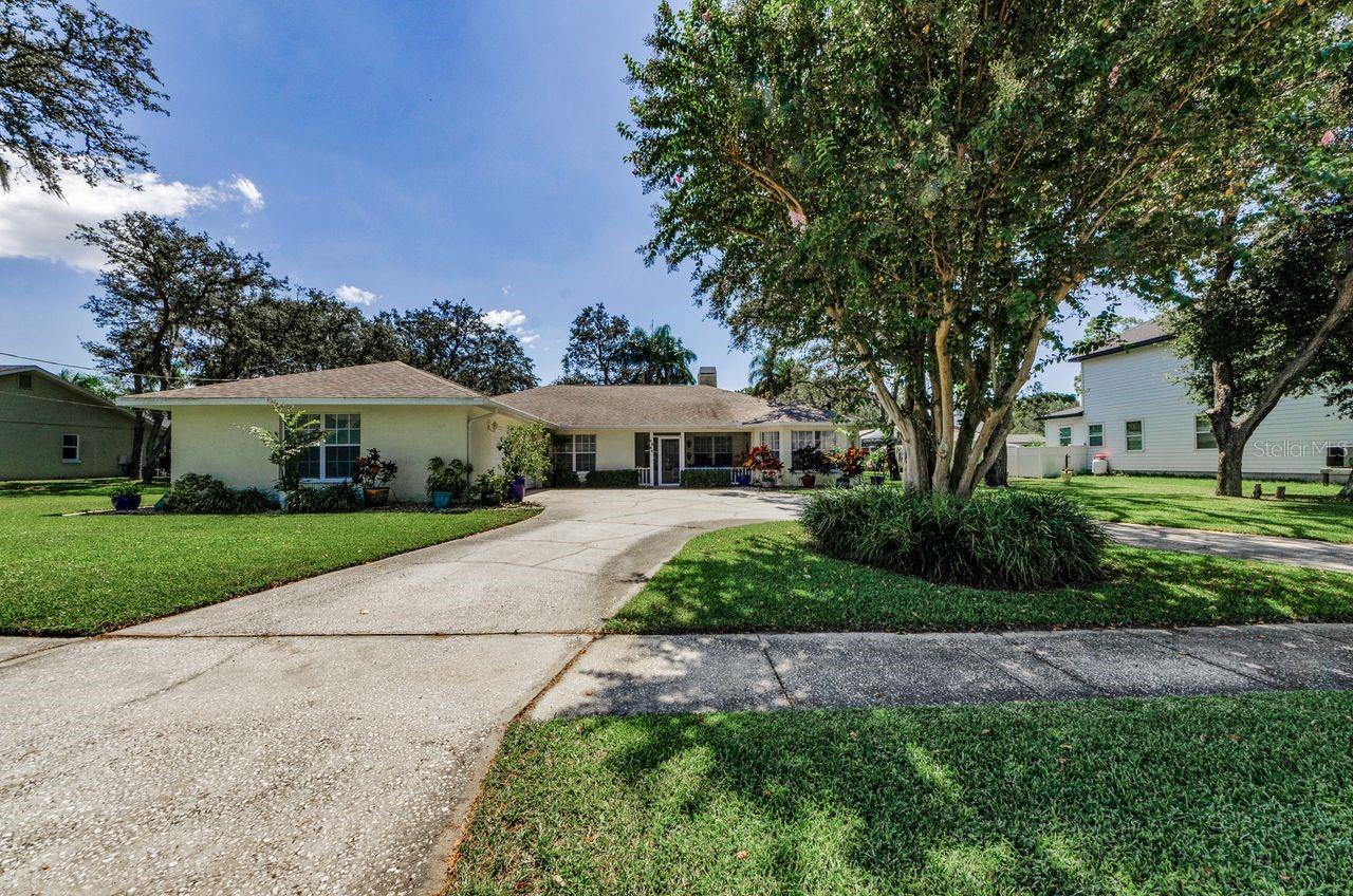 Image 5 of 60 For 1611 Gulf Beach Boulevard
