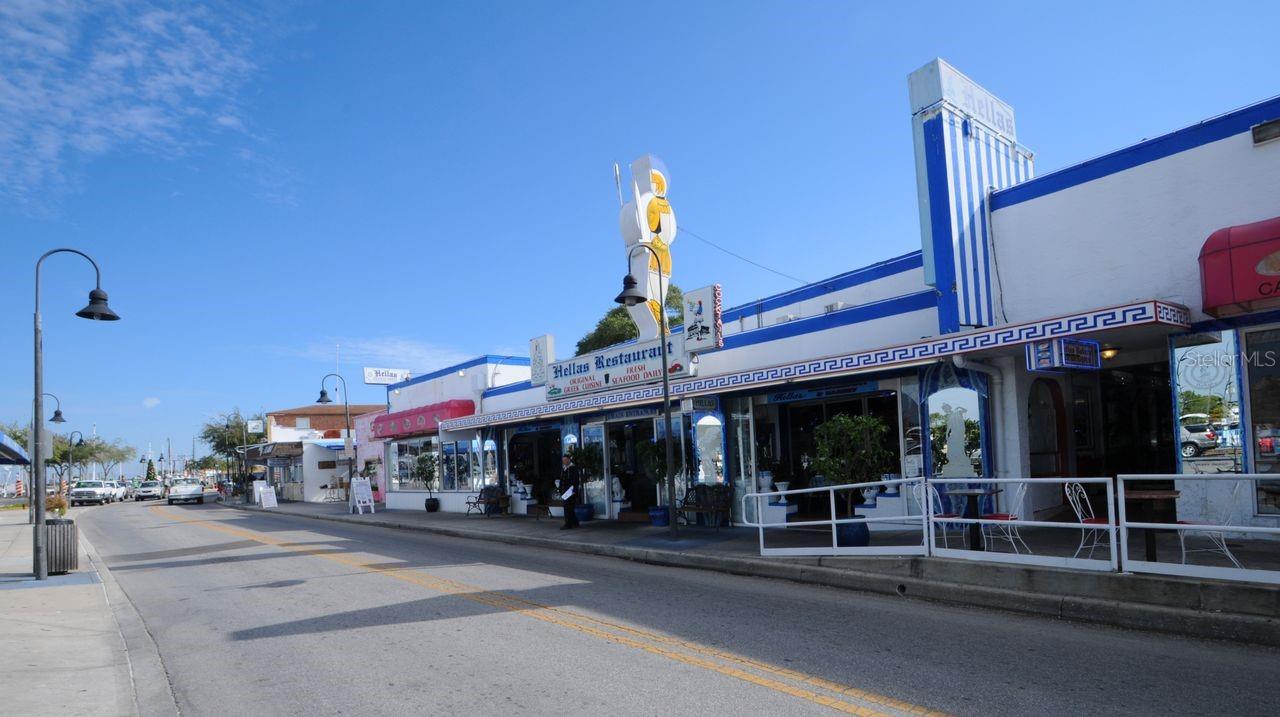 Image 53 of 60 For 1611 Gulf Beach Boulevard