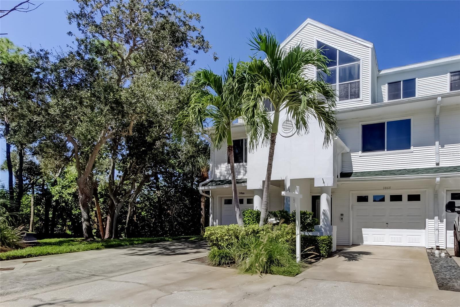 Image 2 of 73 For 9868 Indian Key Trail 65