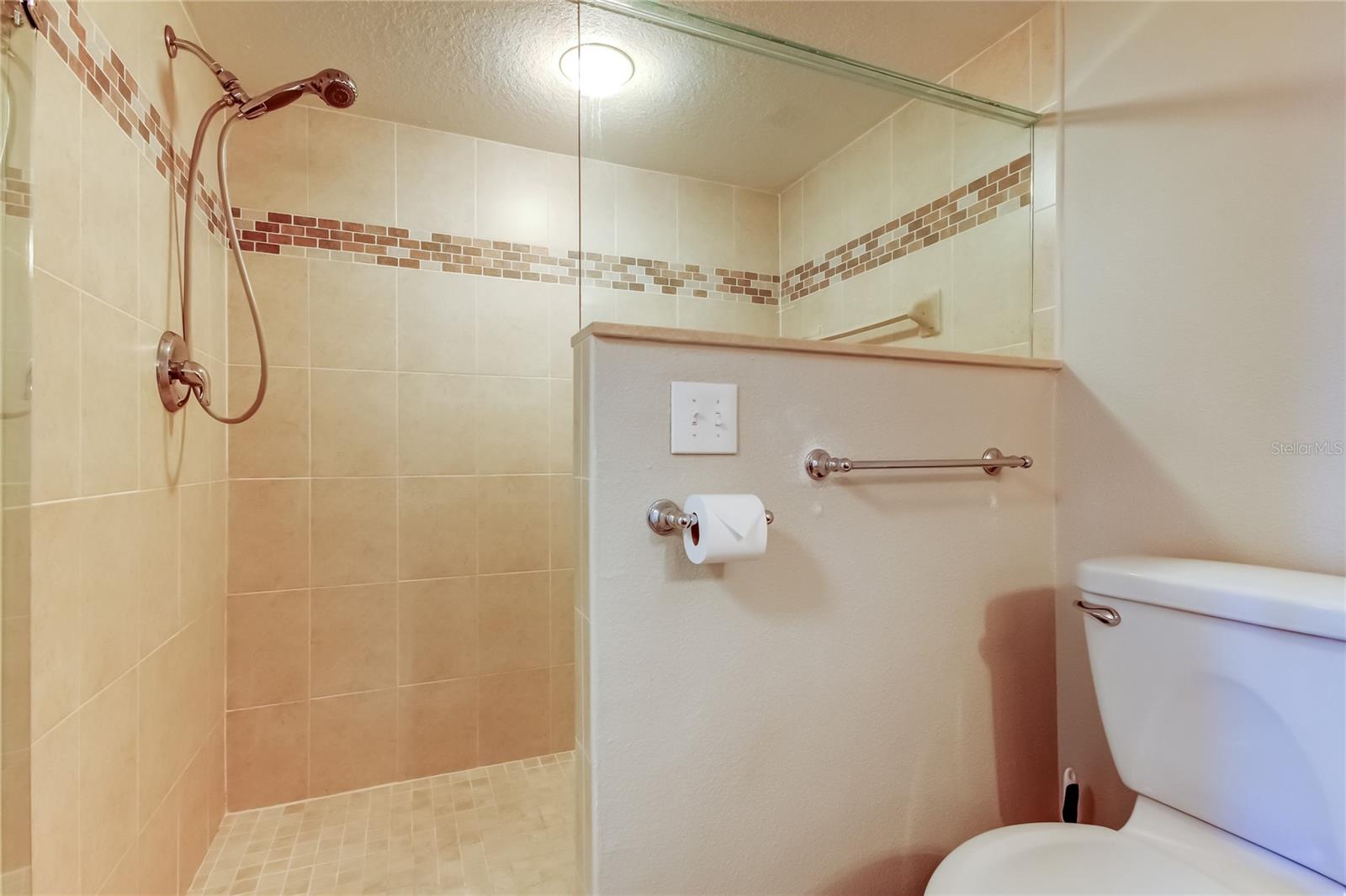 Image 42 of 73 For 9868 Indian Key Trail 65