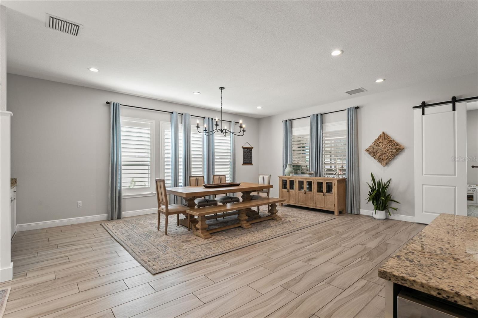Image 11 of 57 For 4020 Kensington Avenue