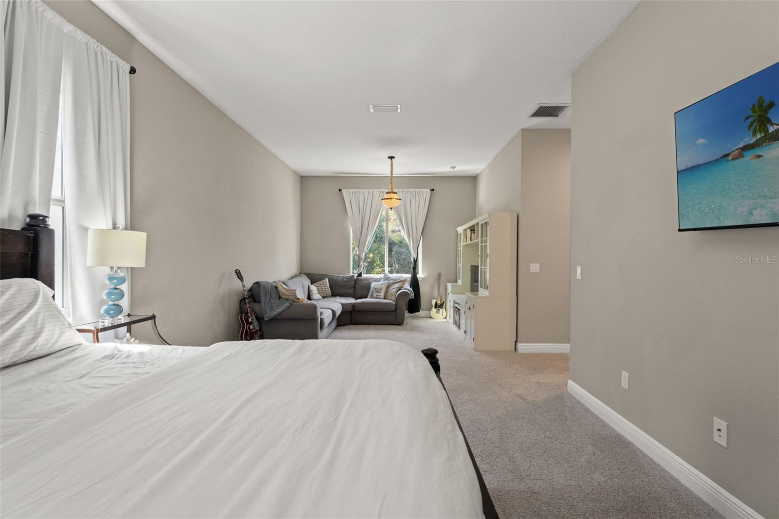 Image 44 of 57 For 4020 Kensington Avenue