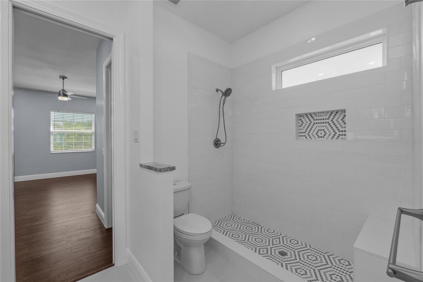 Image 38 of 63 For 3709 Dale Avenue