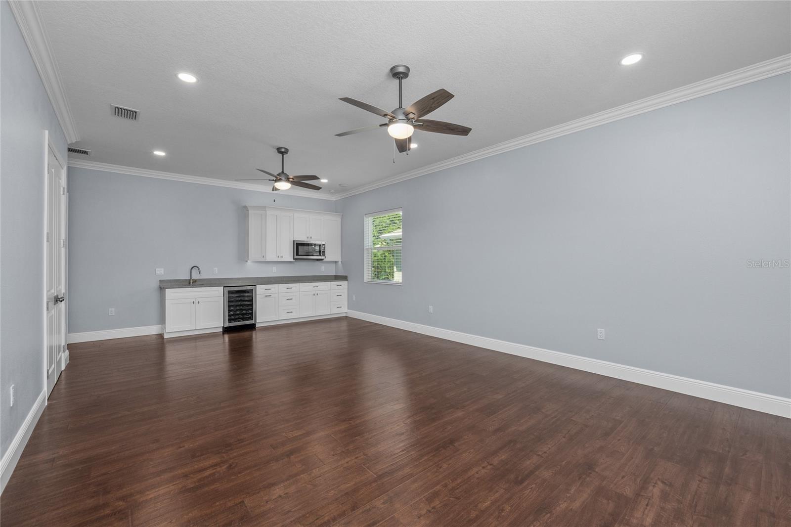 Image 43 of 63 For 3709 Dale Avenue