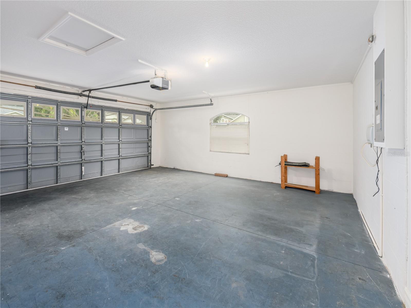 Image 17 of 100 For 10117 Whisper Pointe Drive