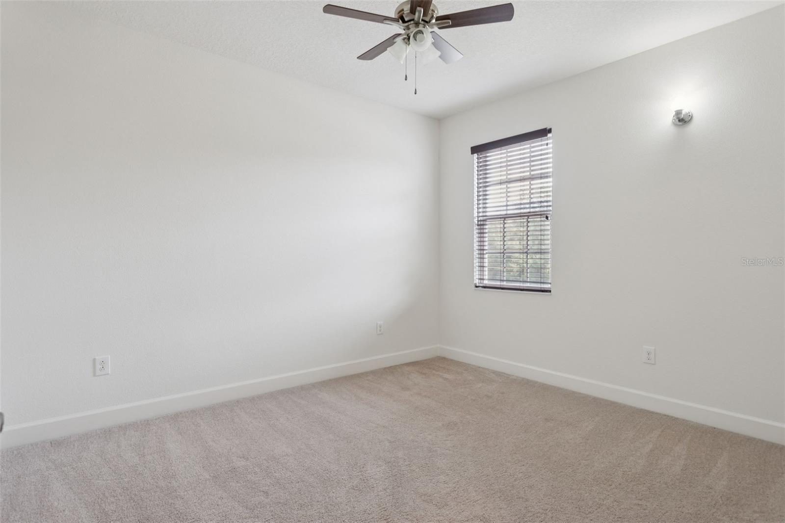 Image 17 of 25 For 16036 Bella Woods Drive