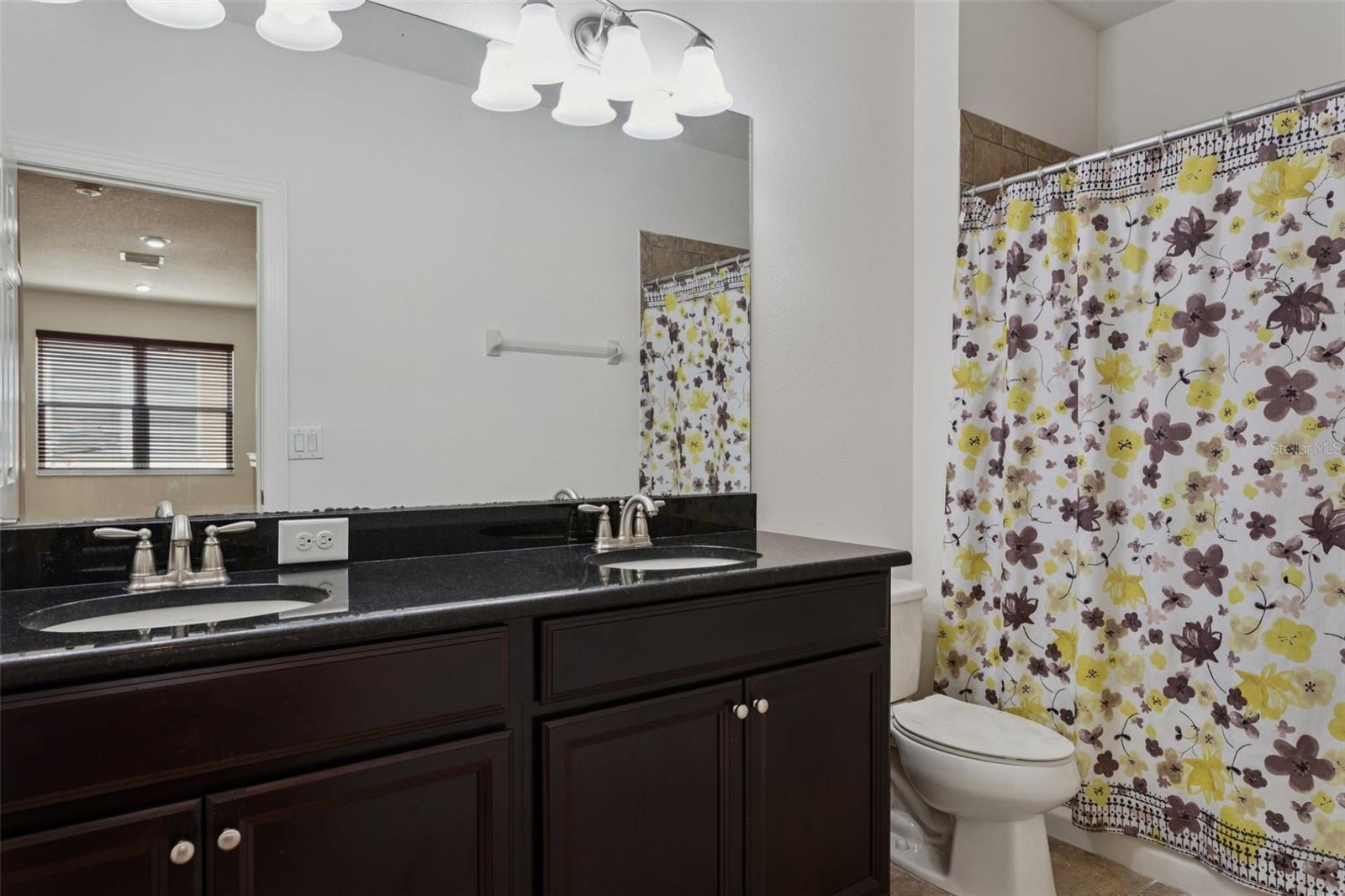 Image 18 of 25 For 16036 Bella Woods Drive