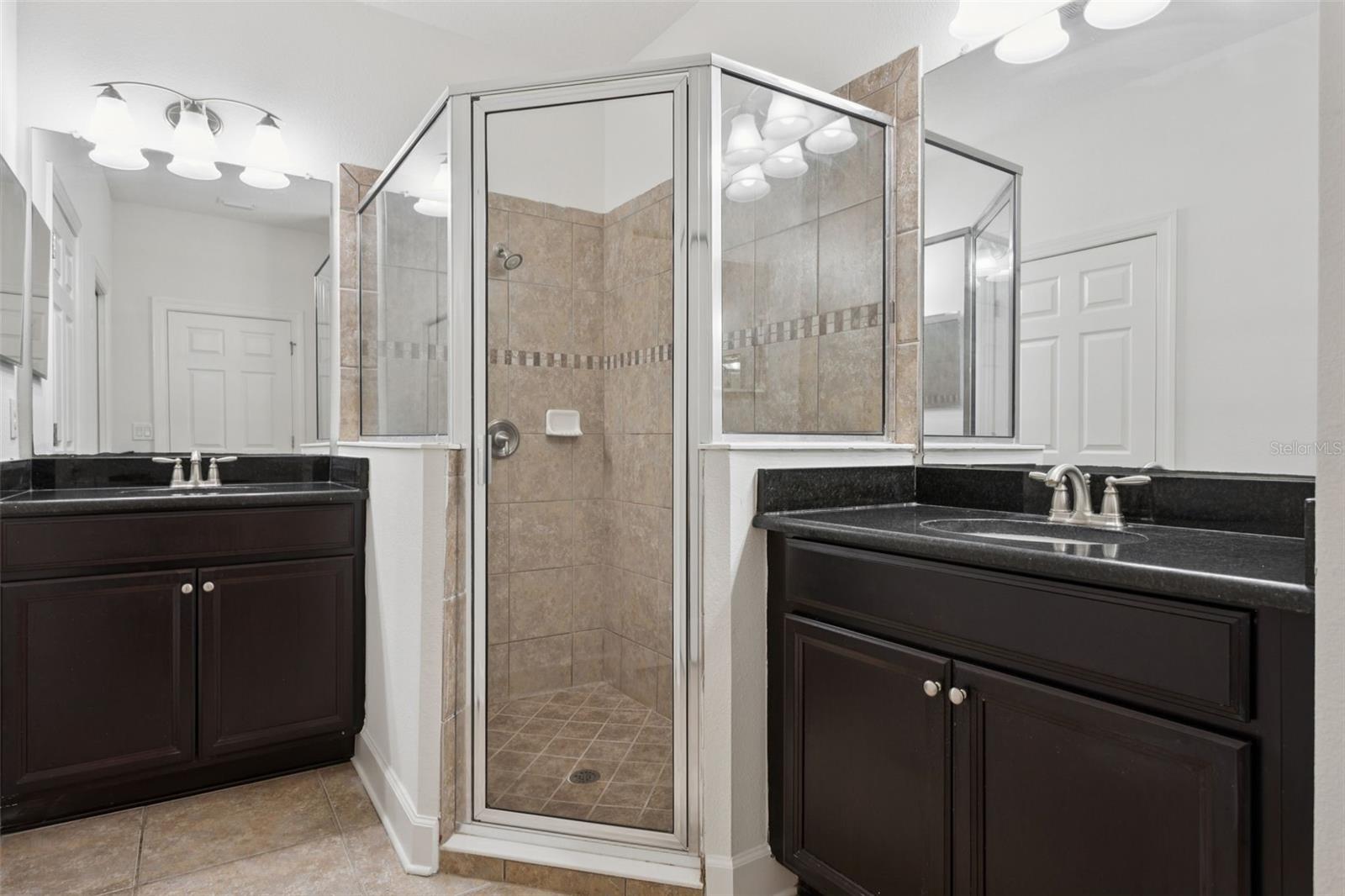 Image 21 of 25 For 16036 Bella Woods Drive