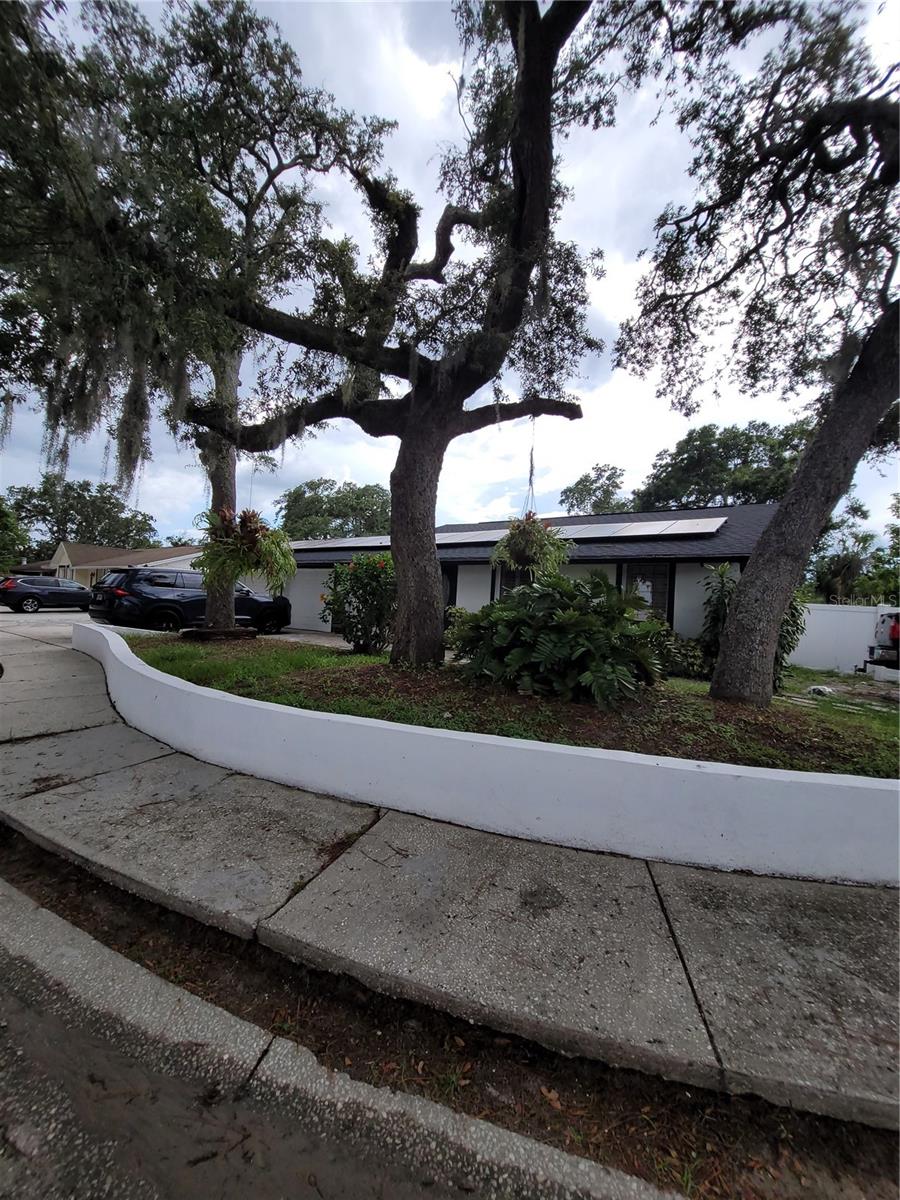 Details for 8320 Woodlake Place, TAMPA, FL 33615