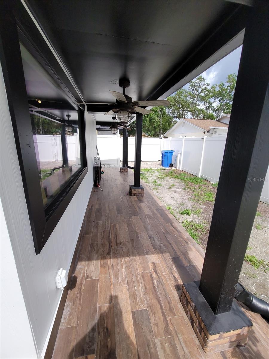 Image 33 of 61 For 8320 Woodlake Place