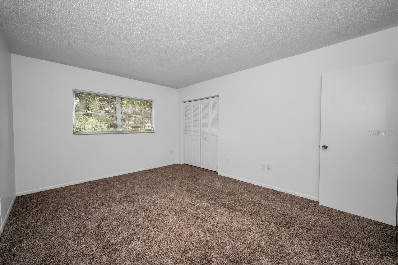Image 16 of 46 For 860 Virginia Street 105
