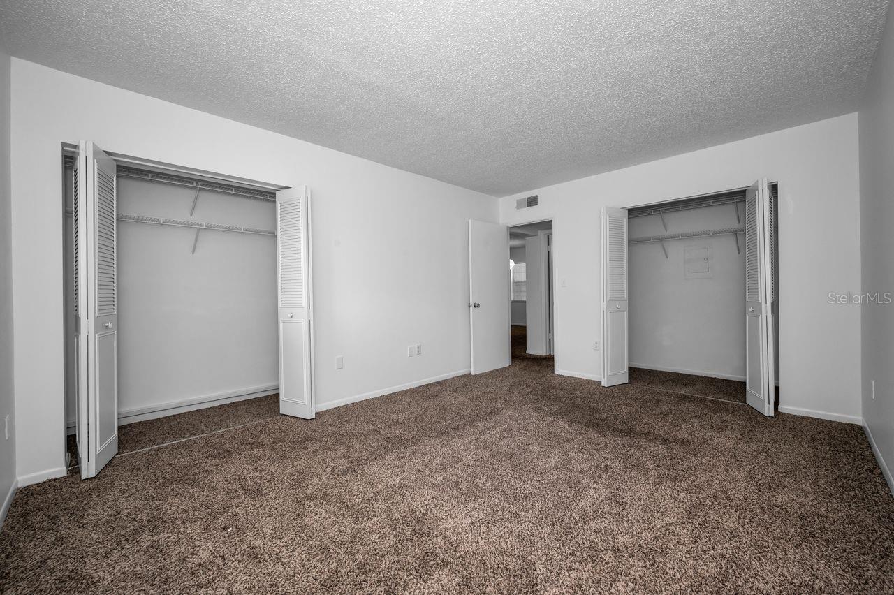 Image 18 of 46 For 860 Virginia Street 105