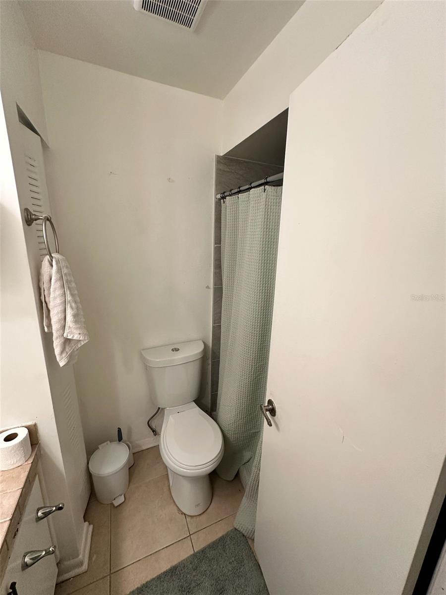 Image 16 of 39 For 10315 Delmar Circle