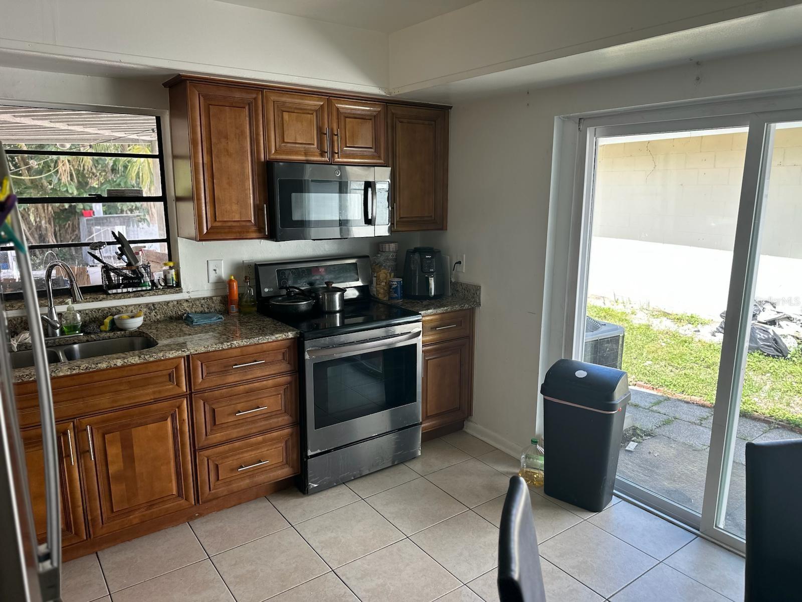 Image 17 of 39 For 10315 Delmar Circle