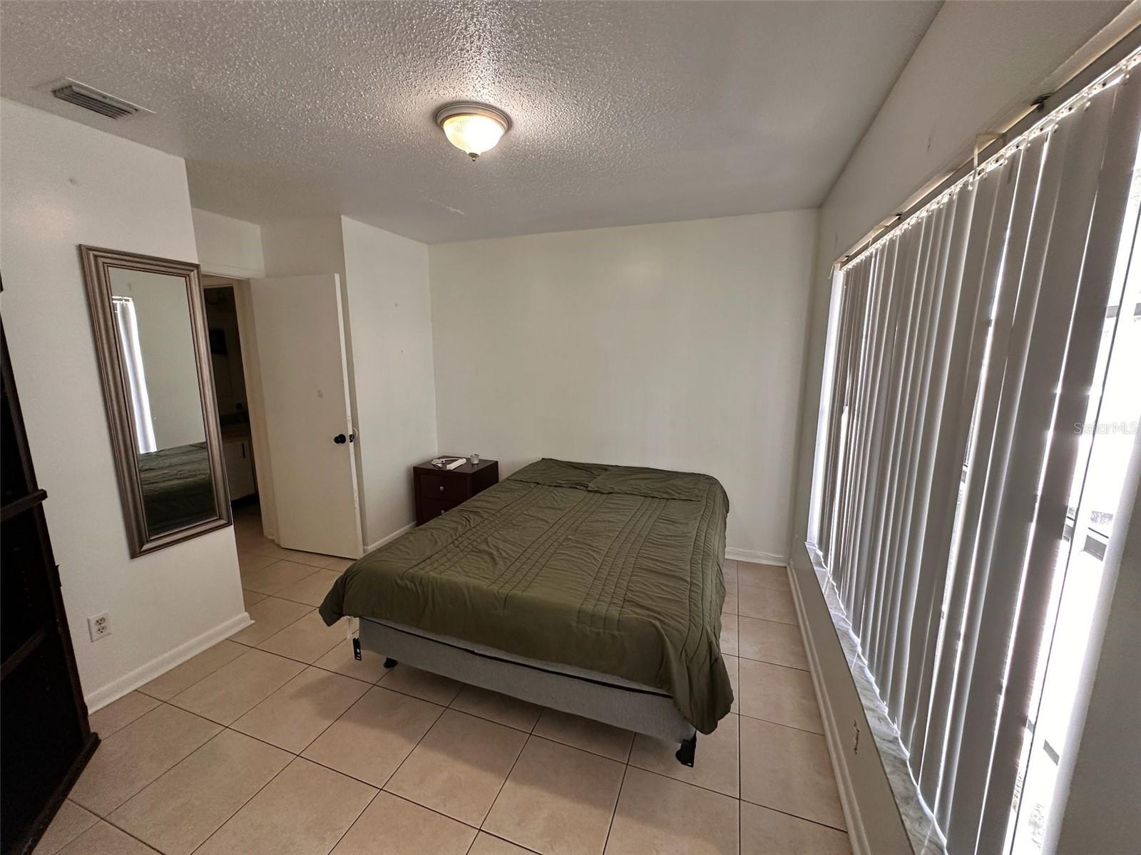 Image 19 of 39 For 10315 Delmar Circle