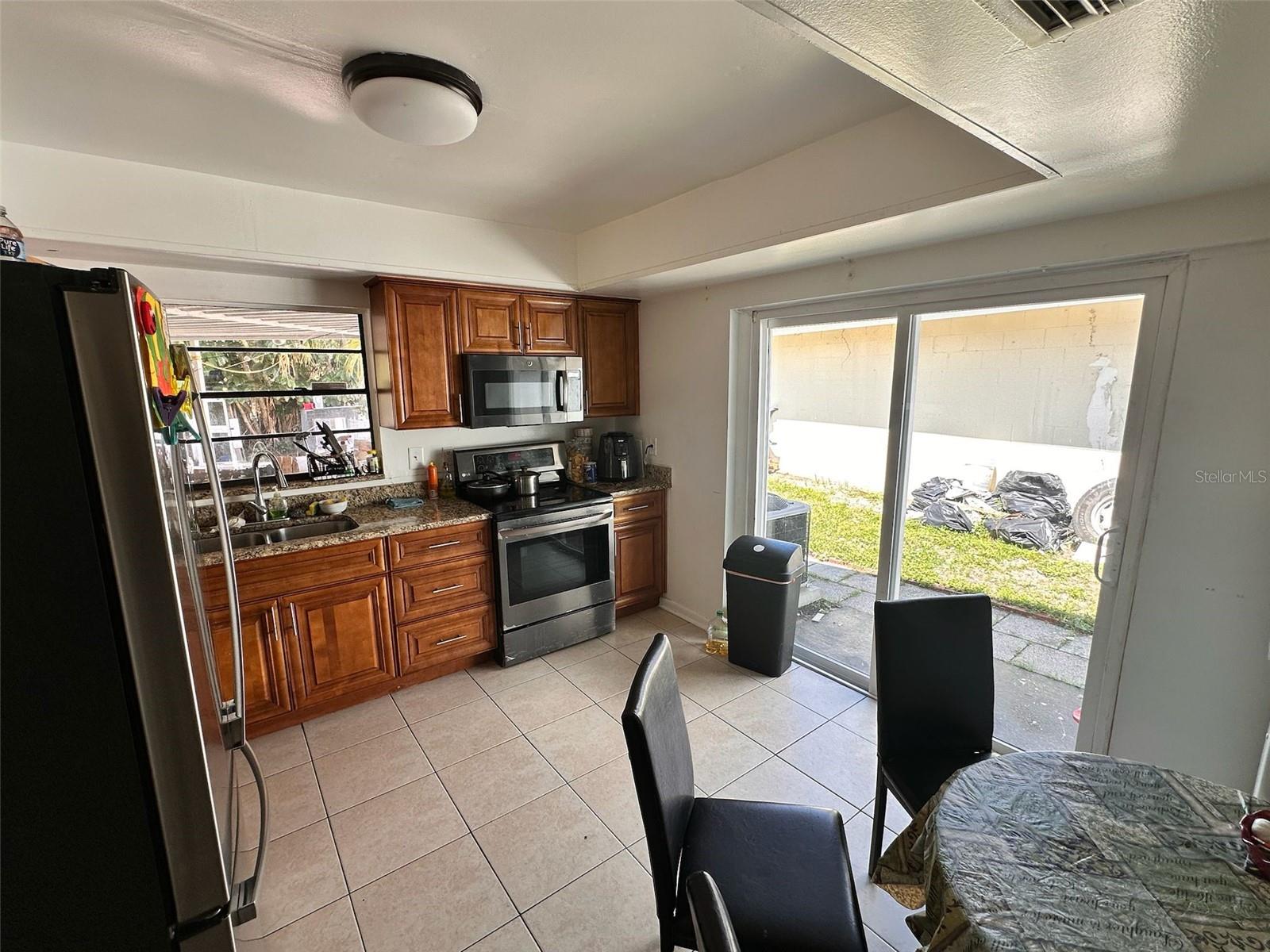 Image 21 of 39 For 10315 Delmar Circle