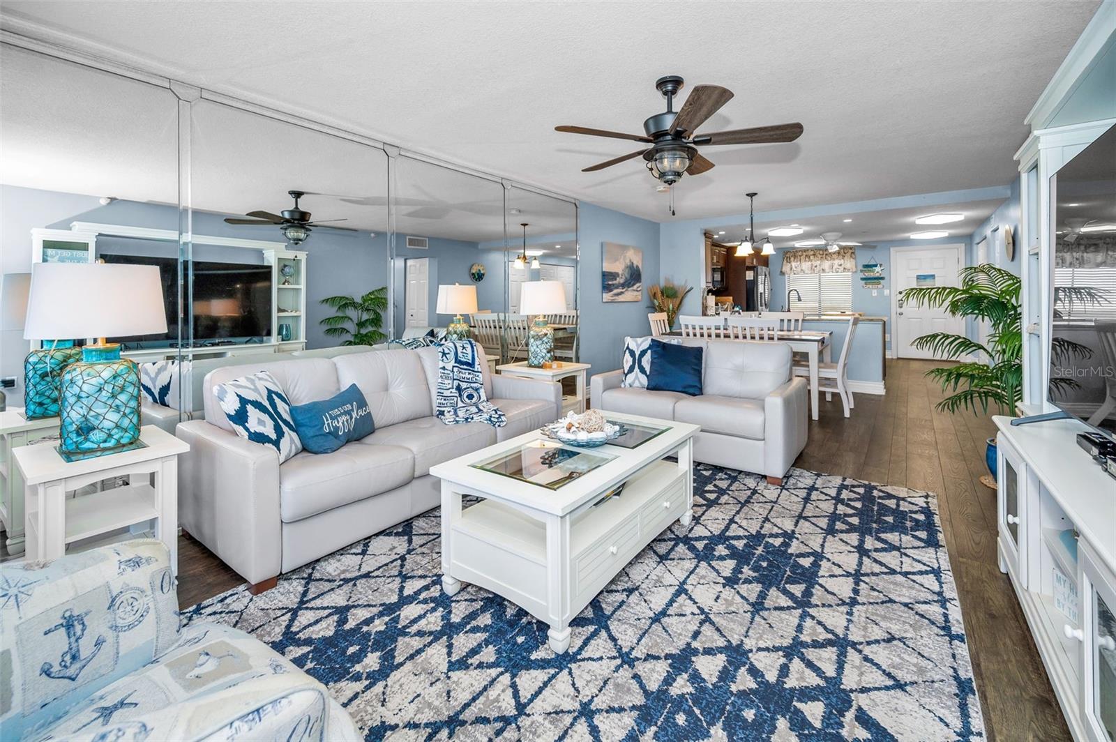 Image 16 of 69 For 14950 Gulf Boulevard 1206