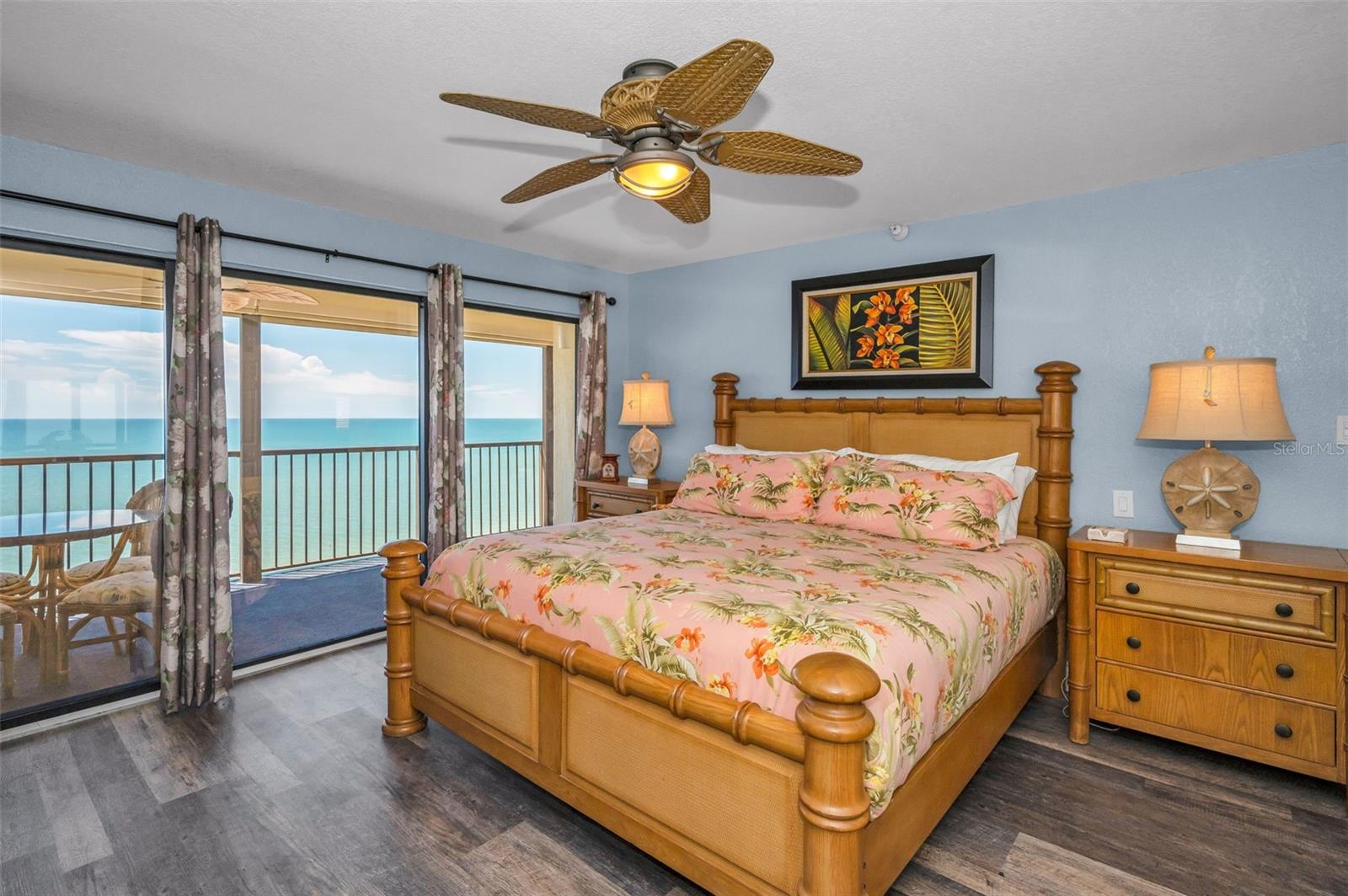 Image 18 of 69 For 14950 Gulf Boulevard 1206