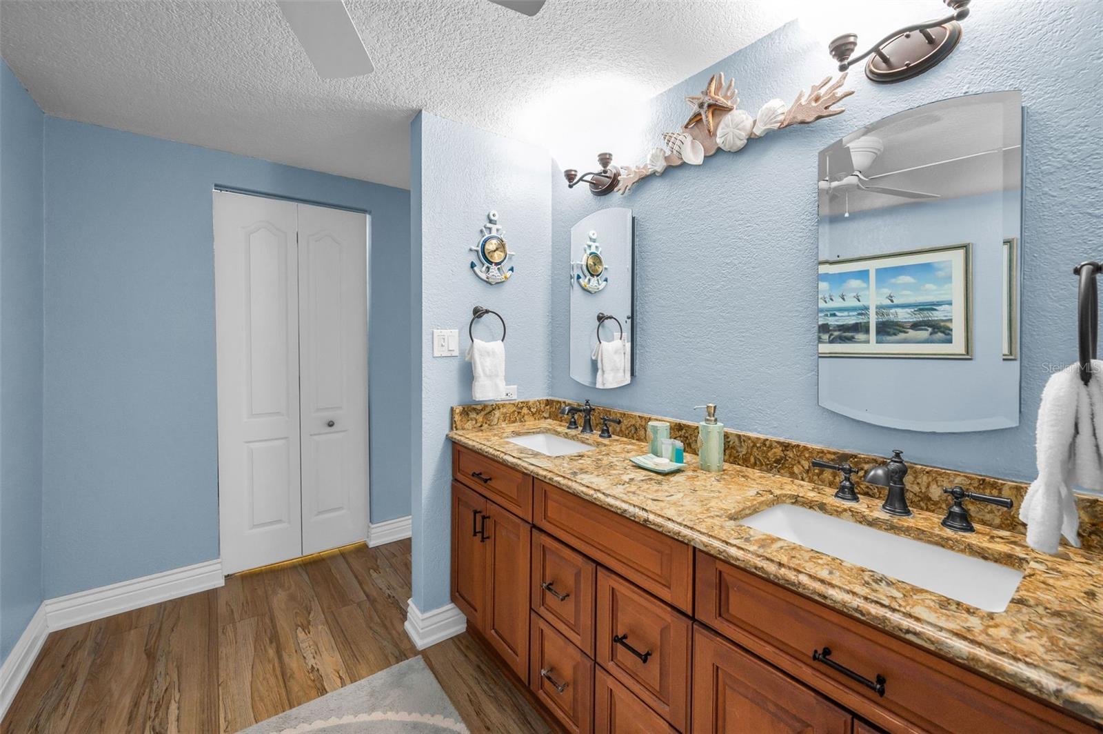 Image 22 of 69 For 14950 Gulf Boulevard 1206