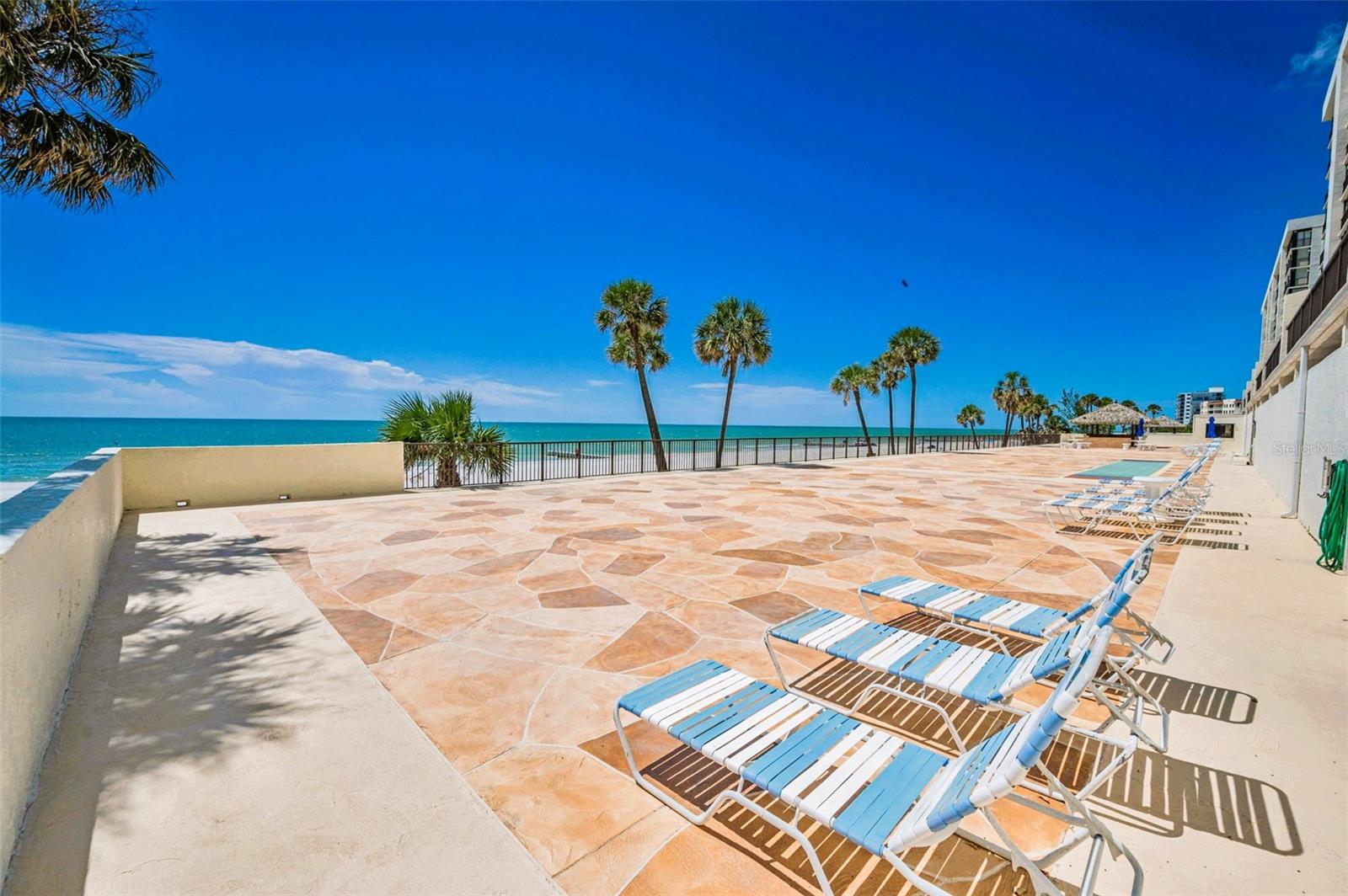 Image 37 of 69 For 14950 Gulf Boulevard 1206