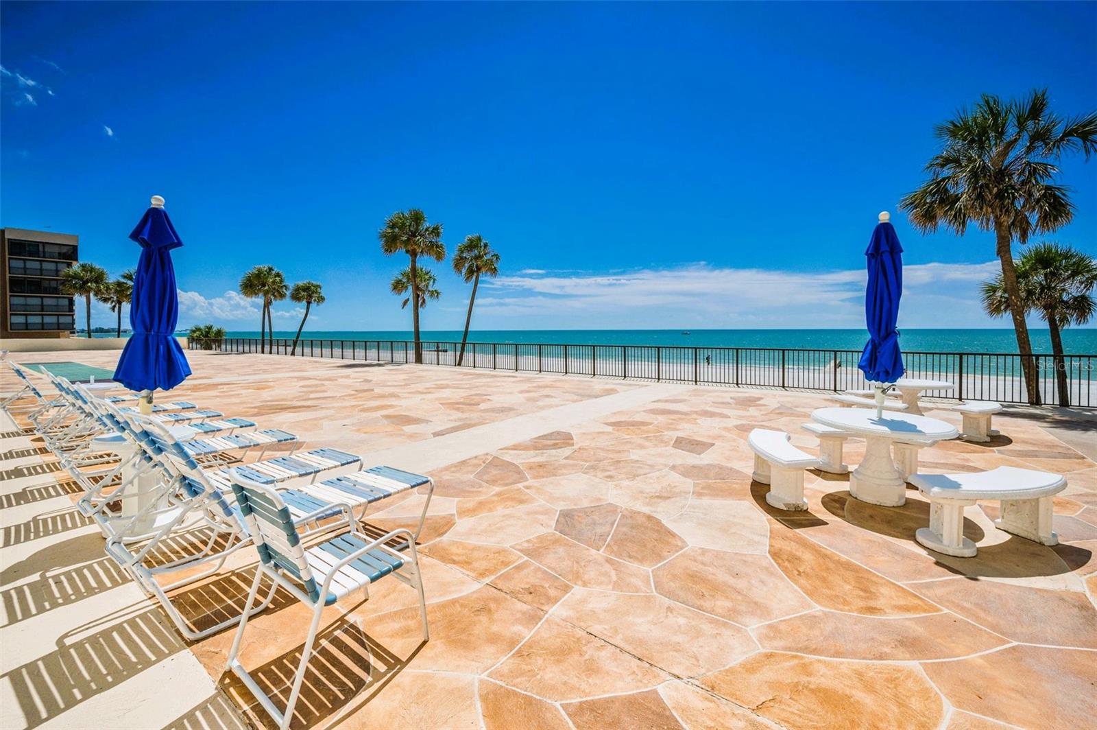 Image 41 of 69 For 14950 Gulf Boulevard 1206