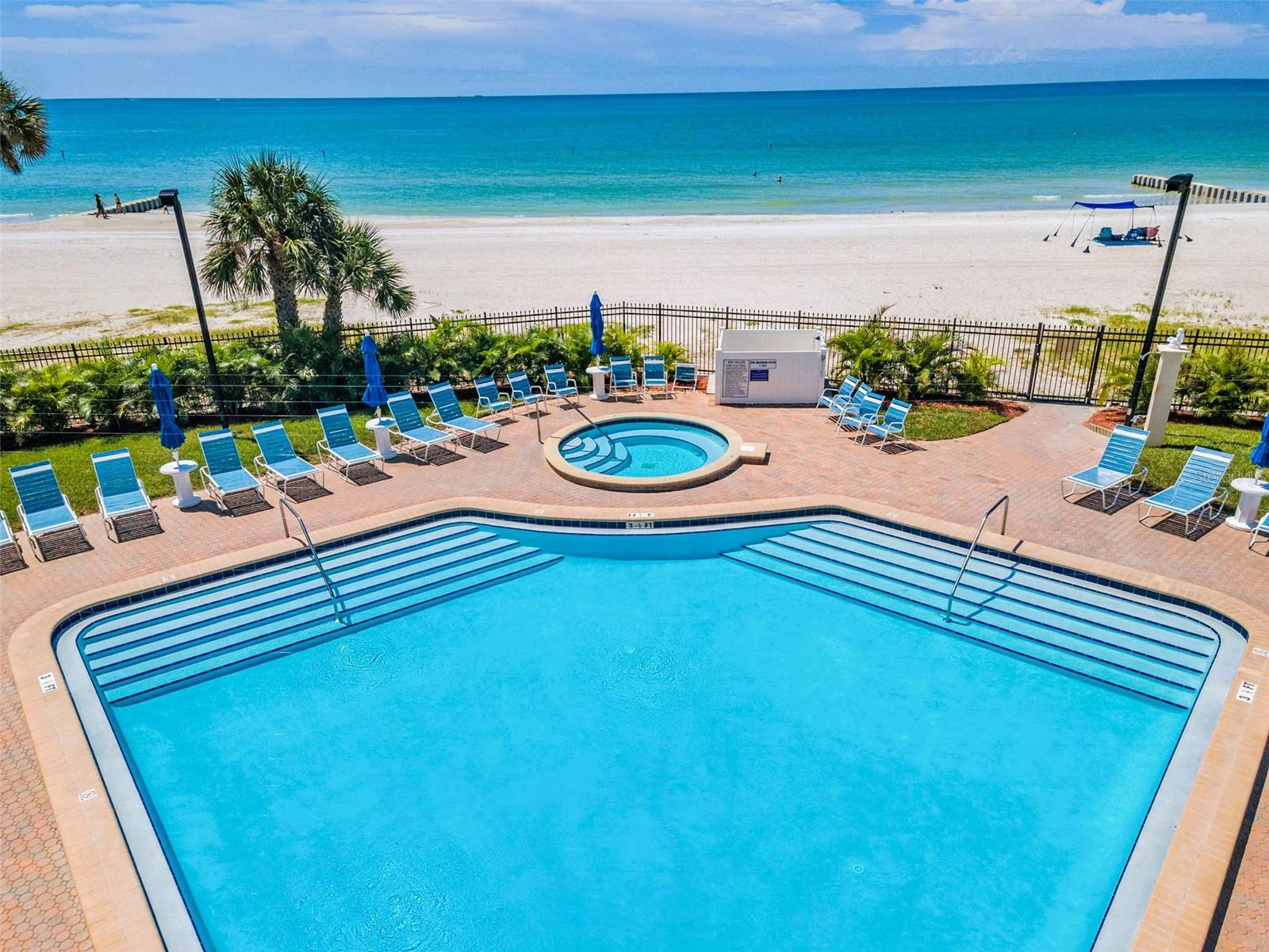 Image 48 of 69 For 14950 Gulf Boulevard 1206
